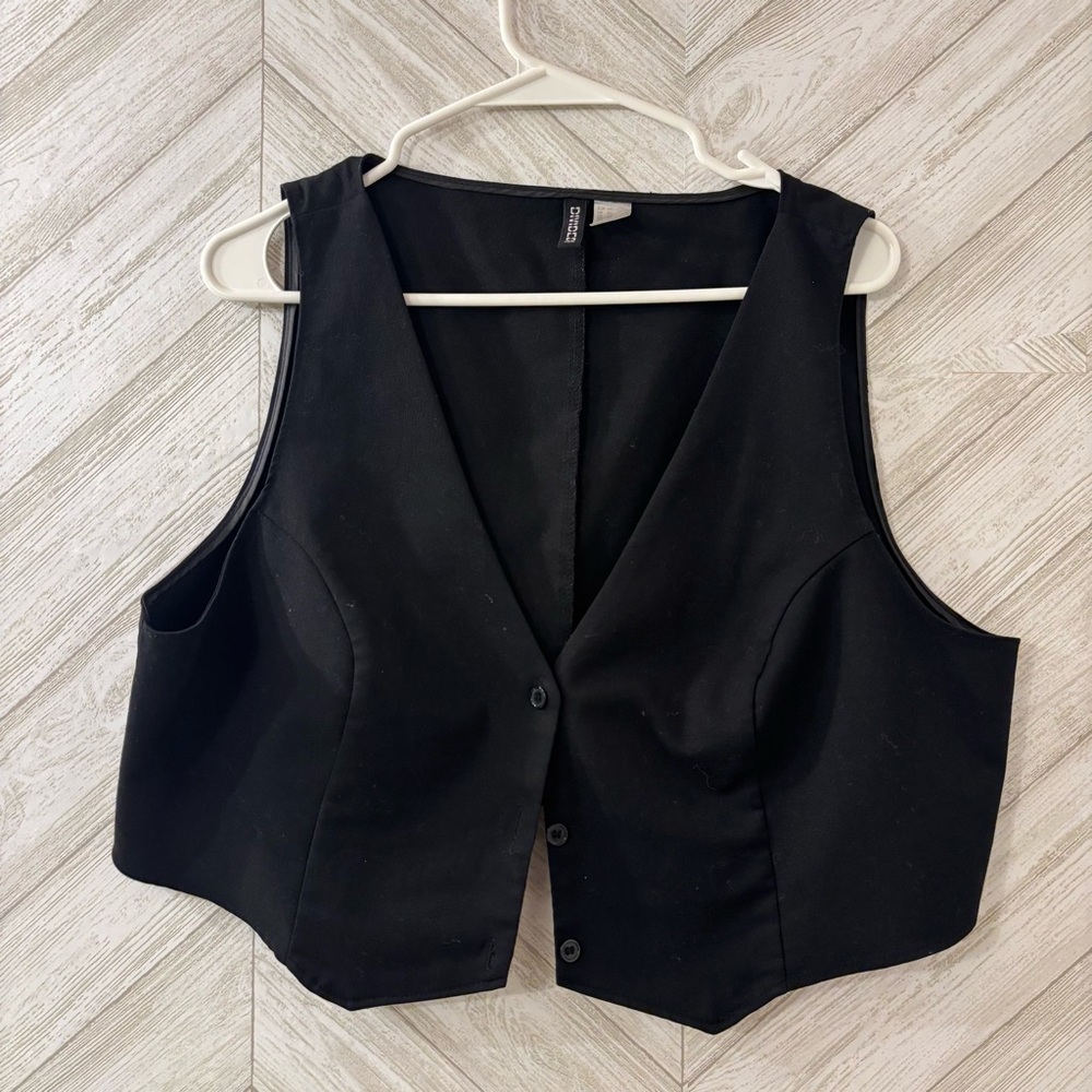 H&M Divided Black Vest